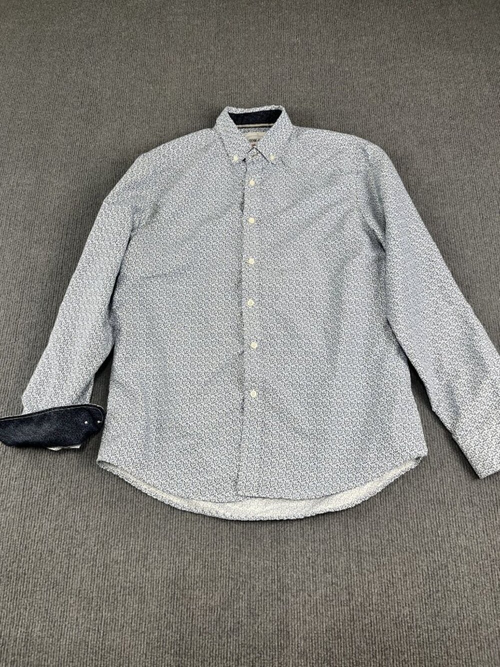 International Report Mens M Button-Up Shirt White & Blue Microprint Long Sleeve
